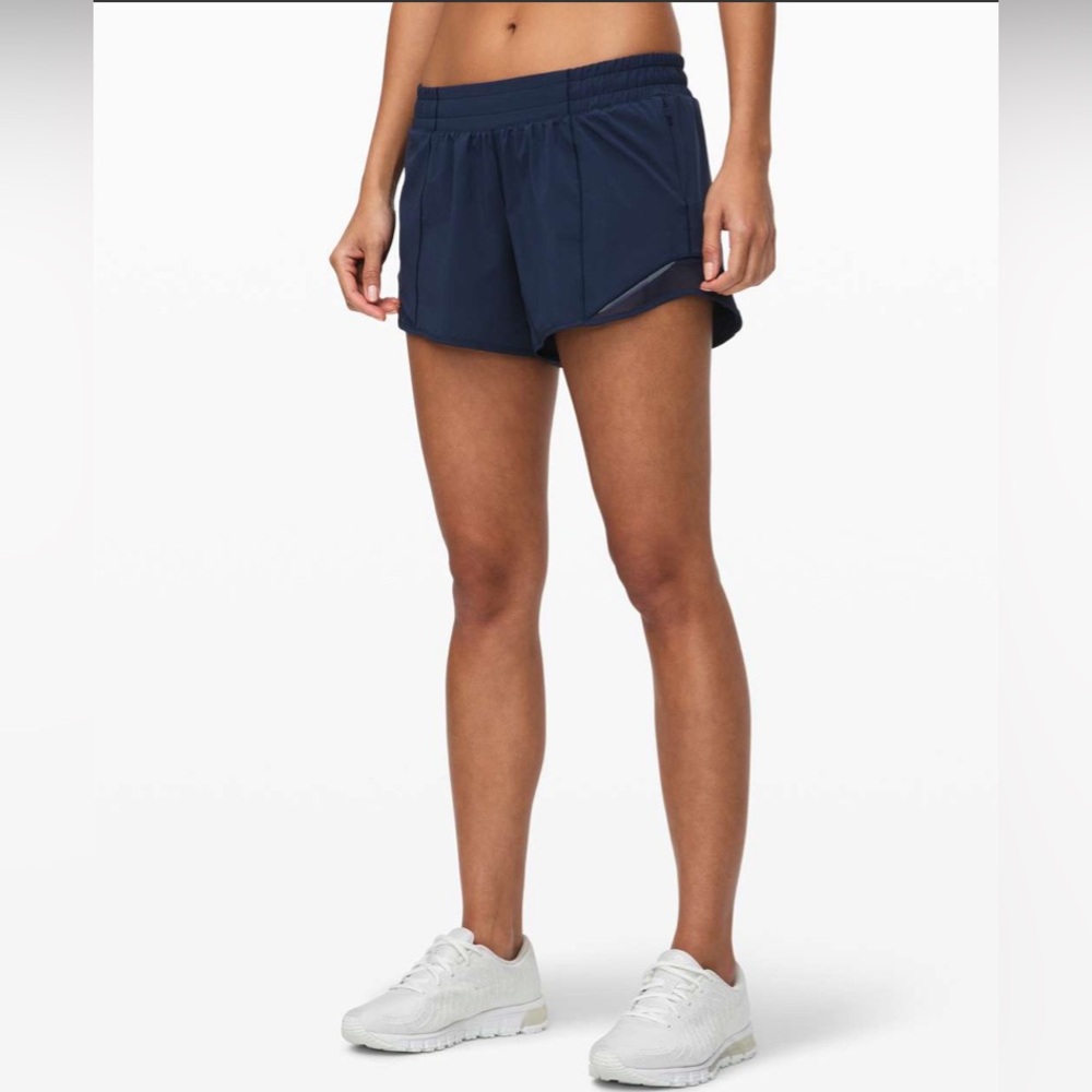 Lululemon Hotty Hot Low-Rise Short 4"